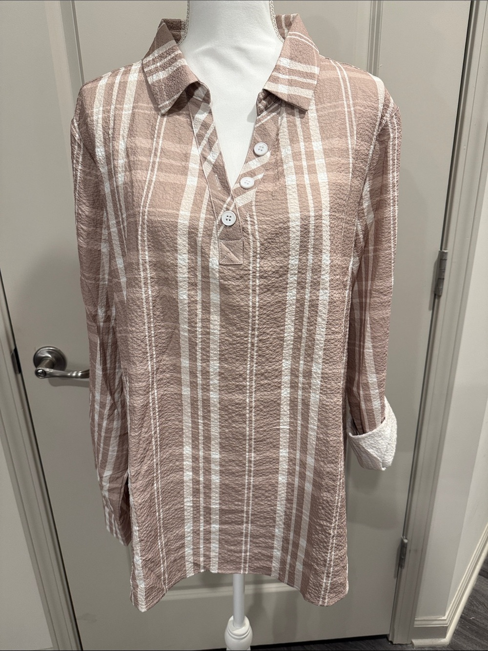 Striped Tan and White Tunic Top with Button Placket XL